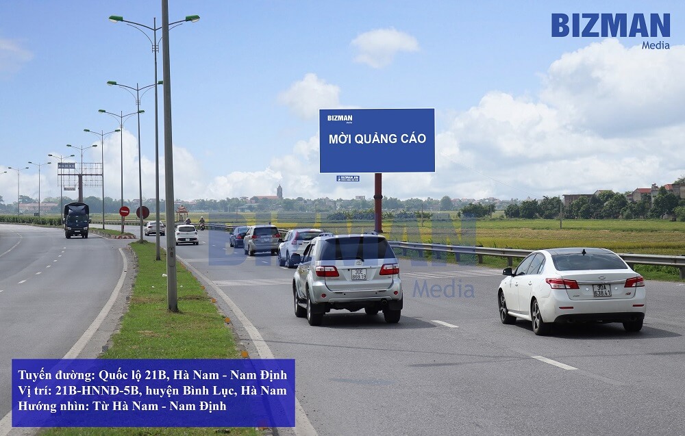 Bảng quảng cáo ngoài trời tại Quốc lộ 21B Hà Nội - Nam Định