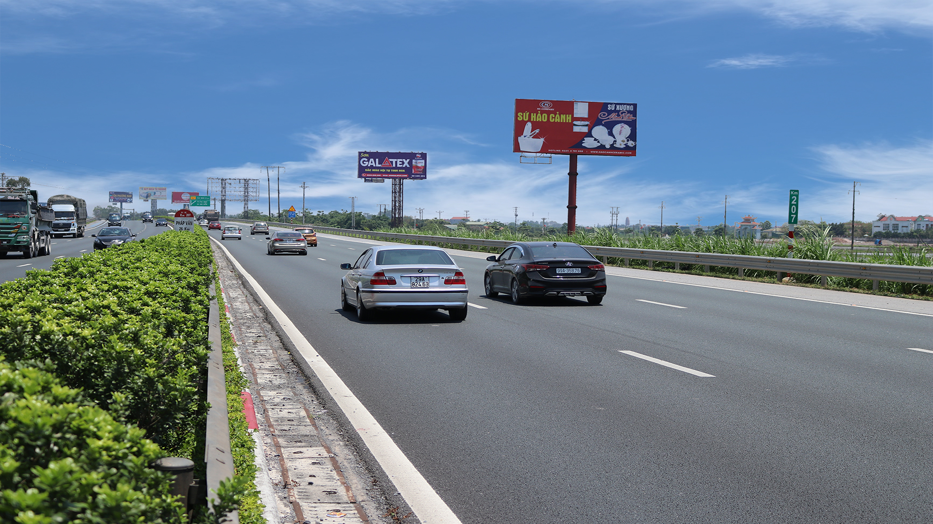 Bảng quảng cáo cao tốc – Pháp Vân – Cầu Giẽ – 61B