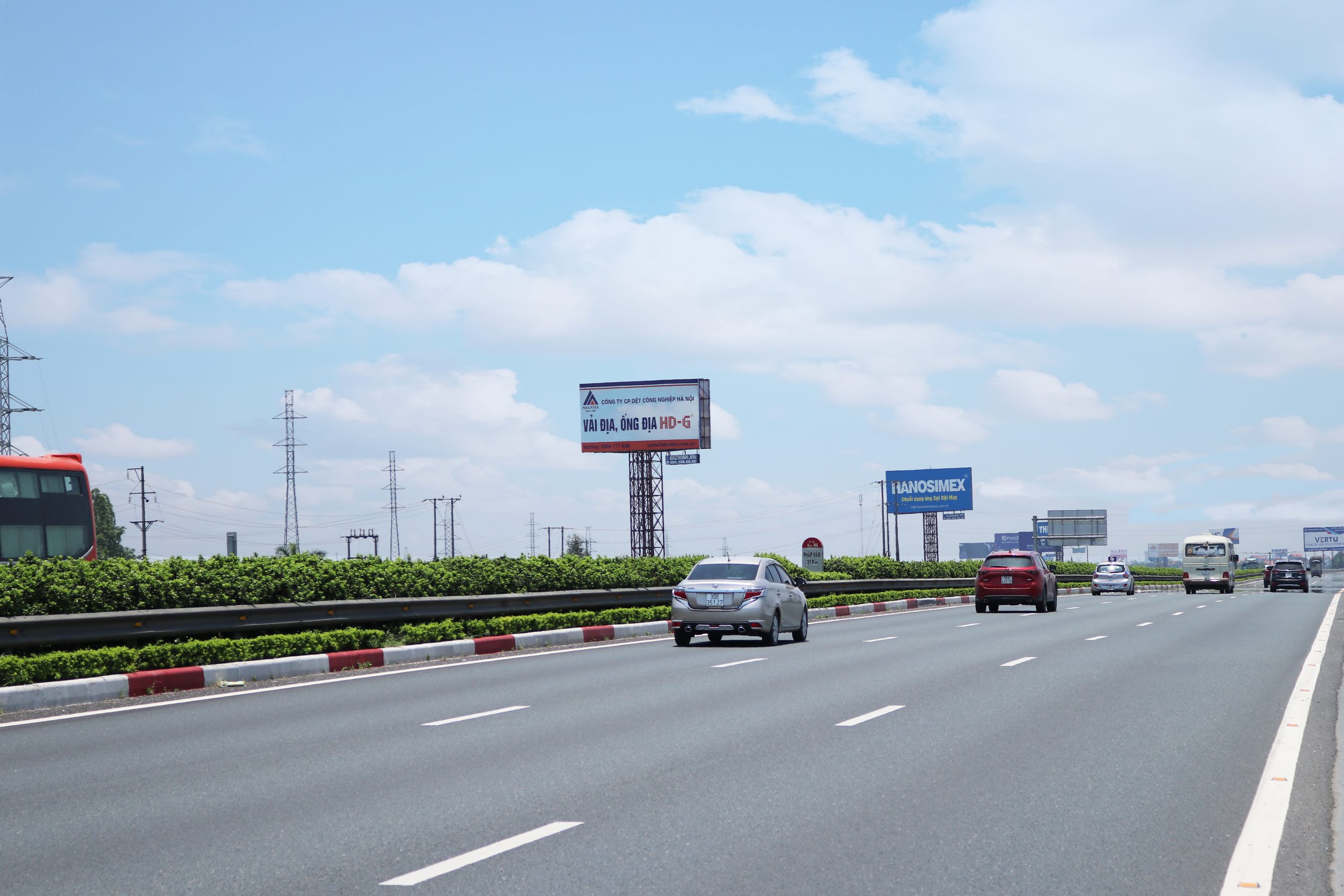 Bảng quảng cáo cao tốc – Pháp Vân – Cầu Giẽ – 47A