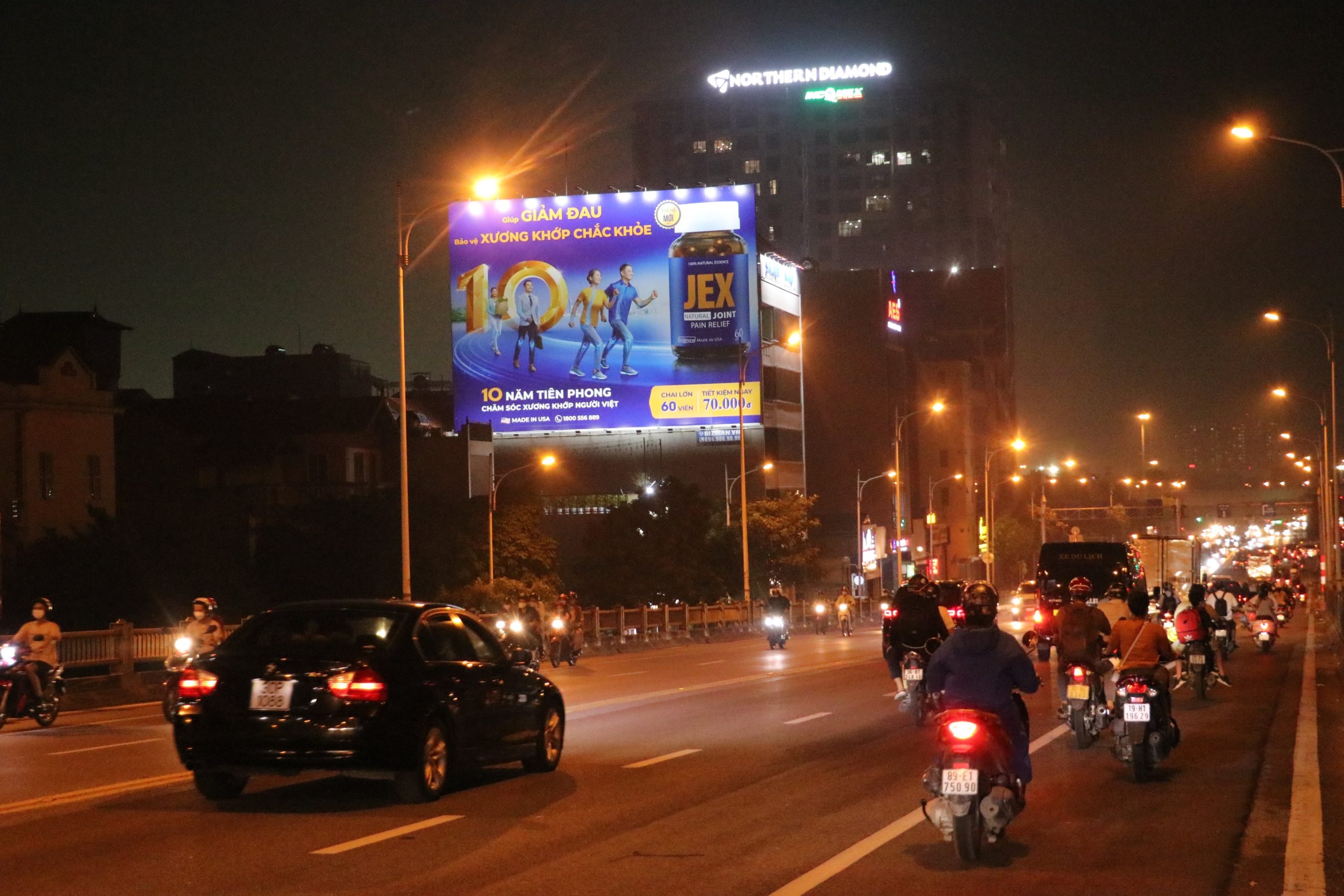 Bảng quảng cáo nội đô – Hà Nội – Long Biên – LBOT2