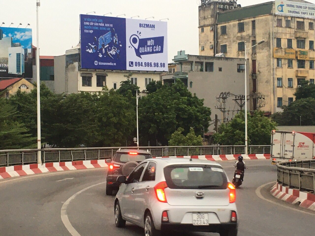 Bảng quảng cáo nội đô – Hà Nội – Long Biên – LBOT1