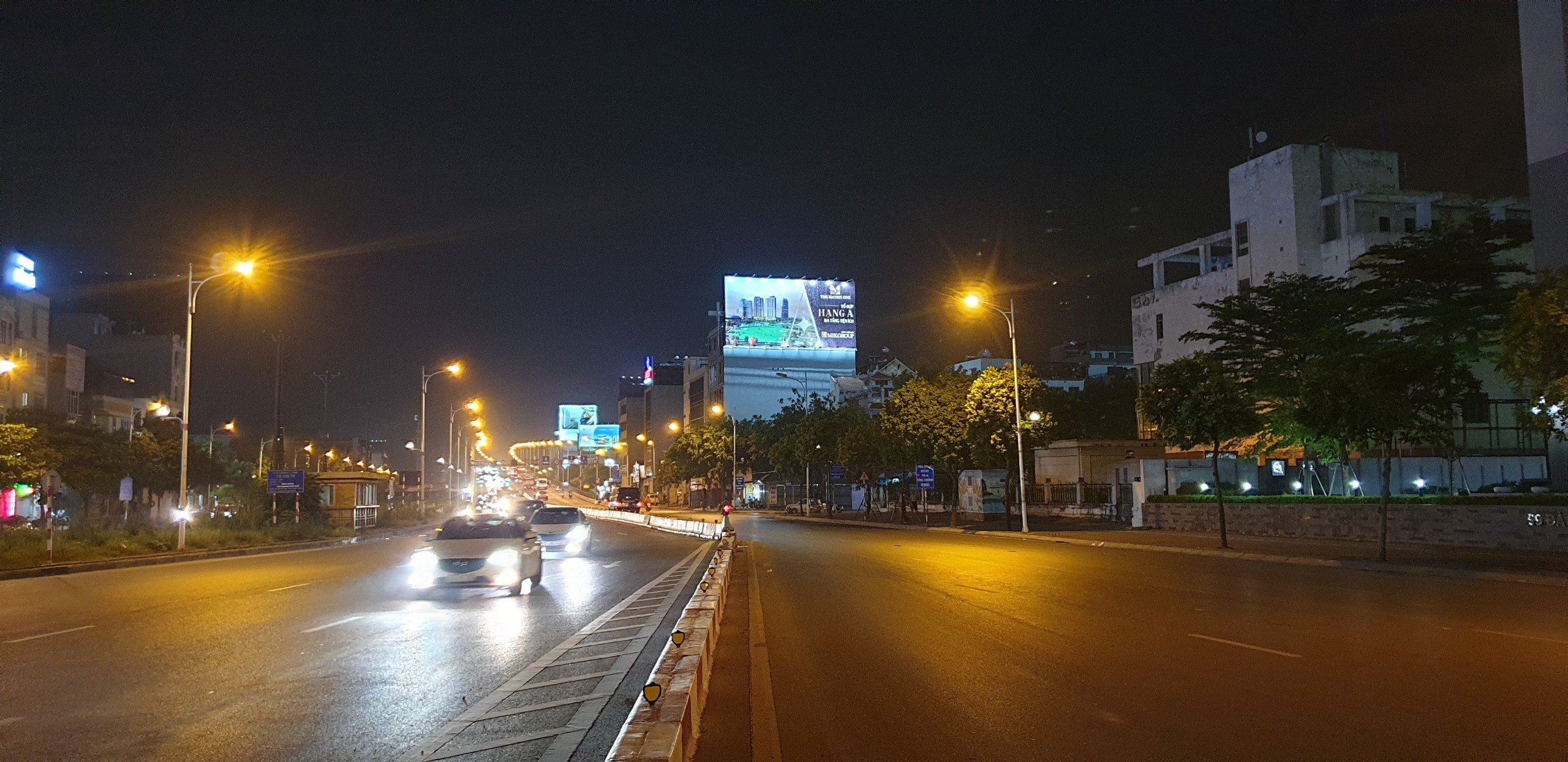 Bảng quảng cáo nội đô – Hà Nội – Long Biên – LBOT4